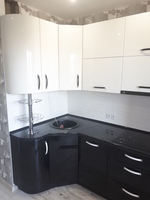 Black-white-kitchen